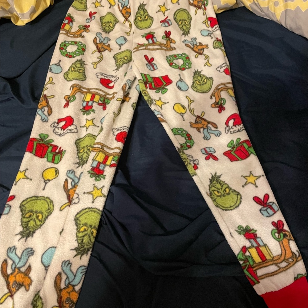 Christmas pajamas the grinch